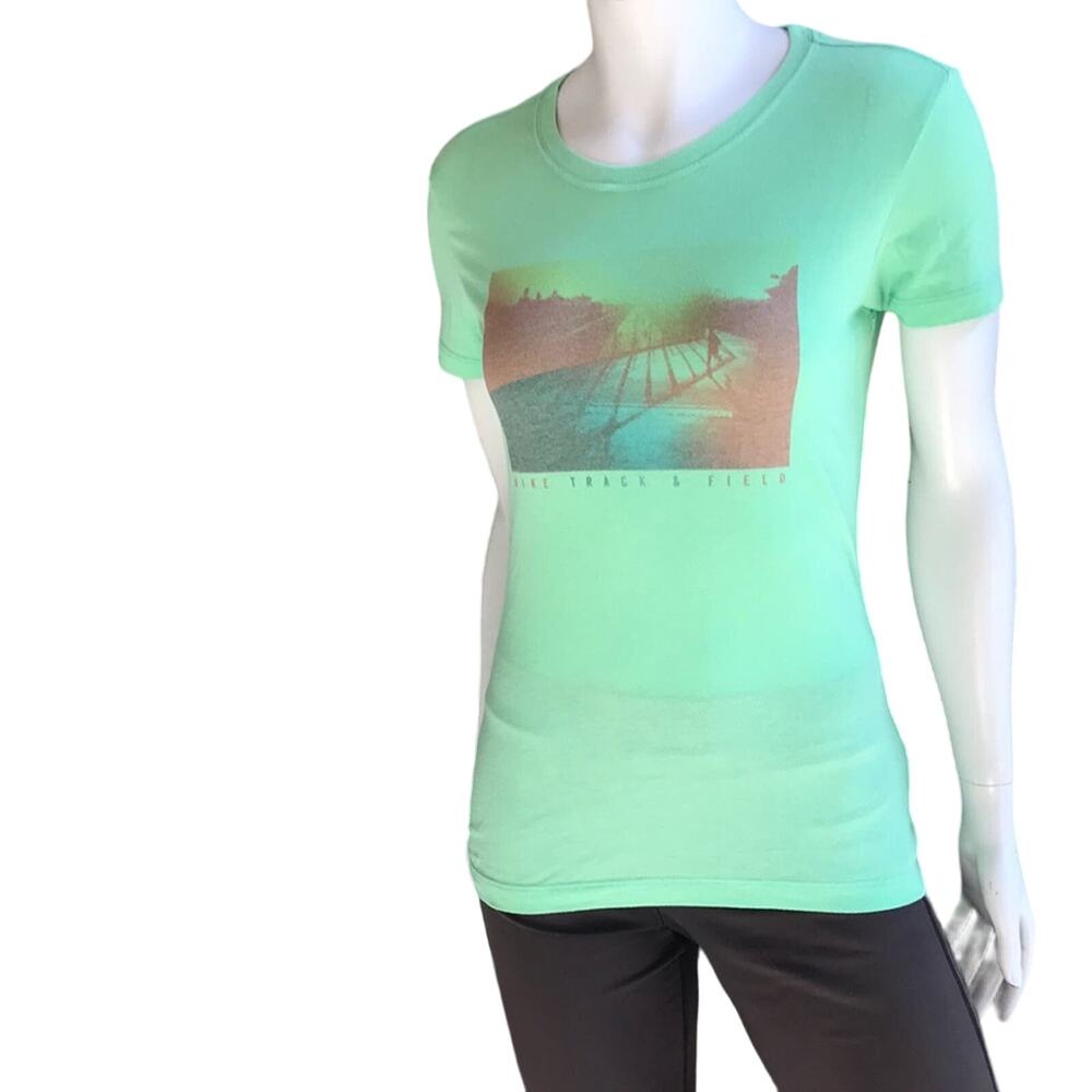 Nike Track & Field Running Graphic Tee Green Short Sleeve Women's Size M Medium